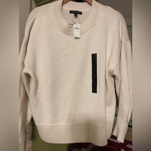 Banana republic volume sleeve sweater LARGE NEW!  Cream